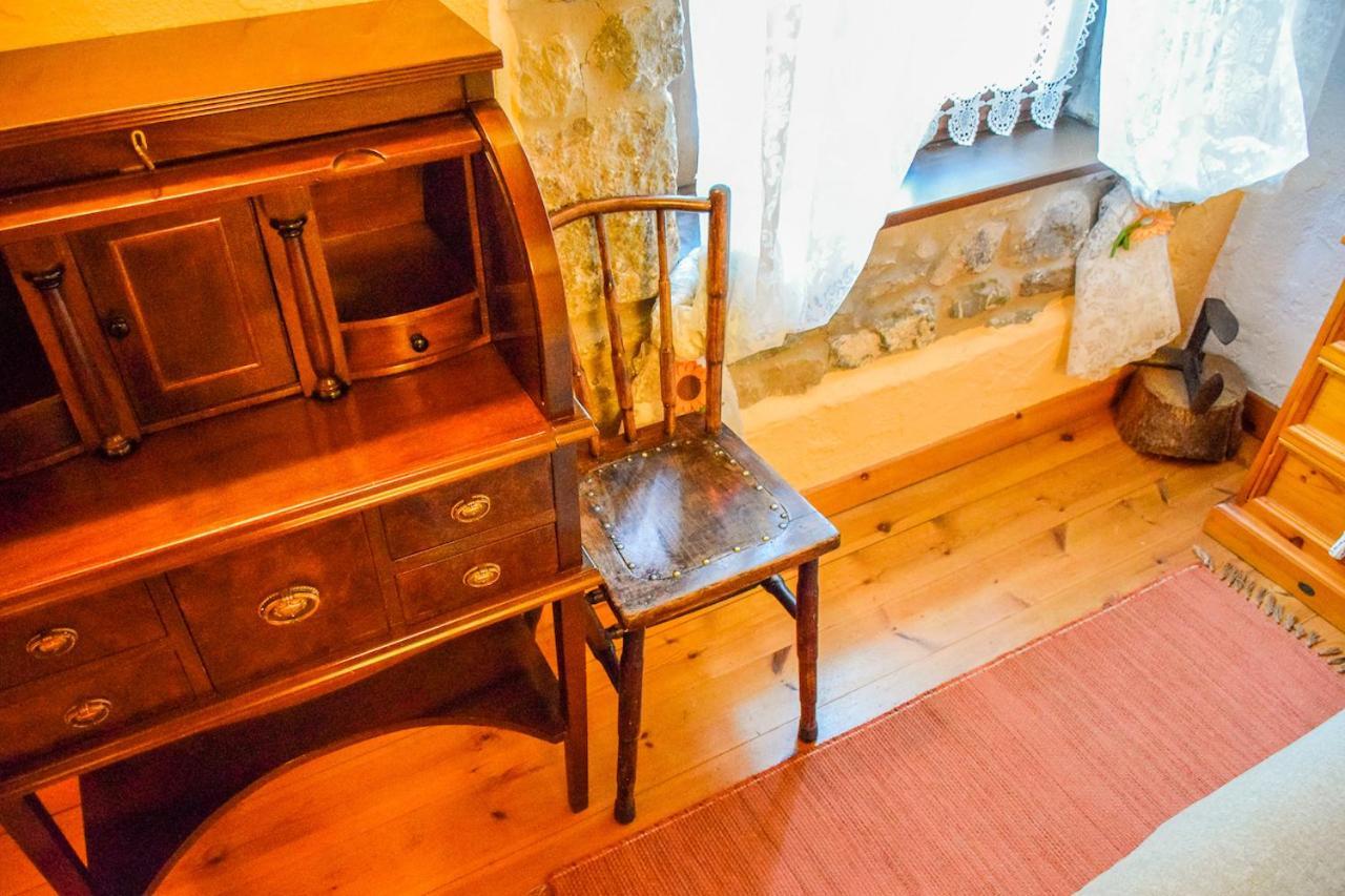 Posada Real El Rincón de Babia La Cueta Exterior foto